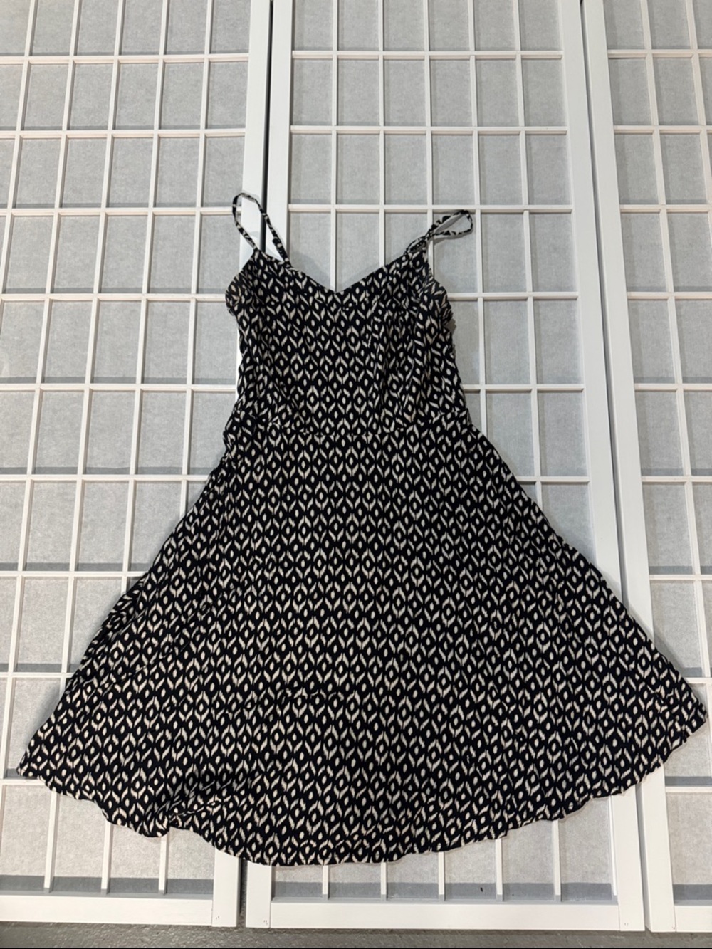 Old Navy Black and White Printed Spaghetti Strap Skater Dress